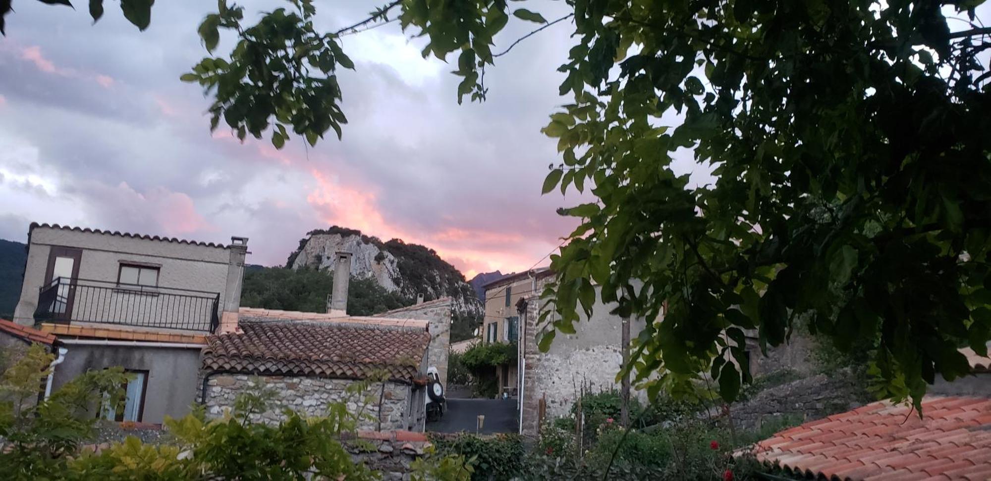 Le Balcon Apartman Camps-sur-l’Agly Kültér fotó